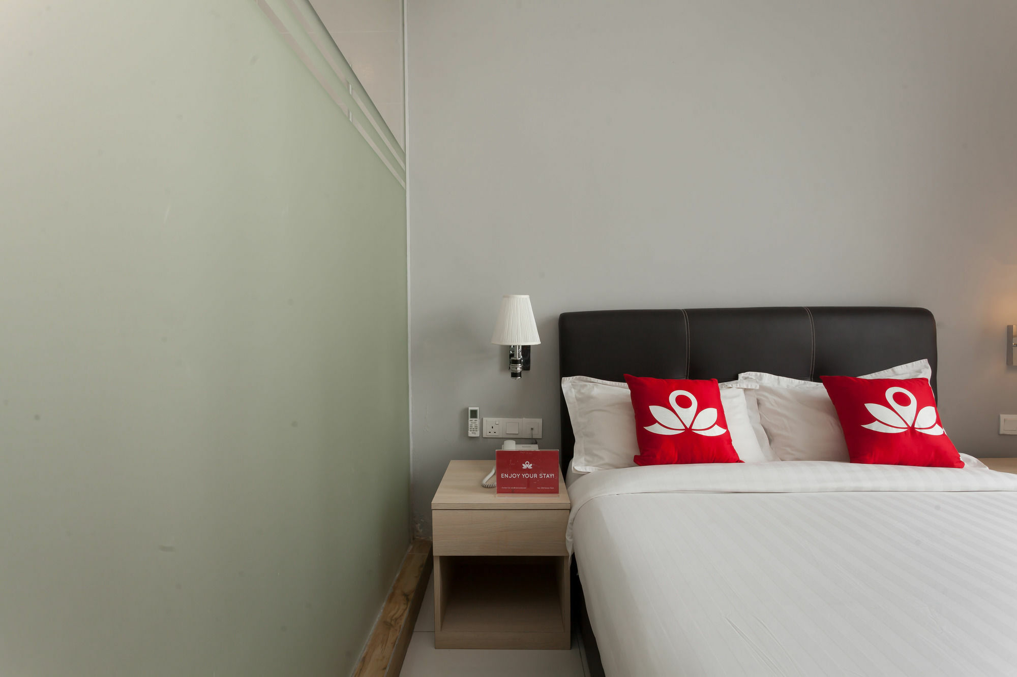 Zen Rooms Sungai Besi Kuala Lumpur Exterior photo